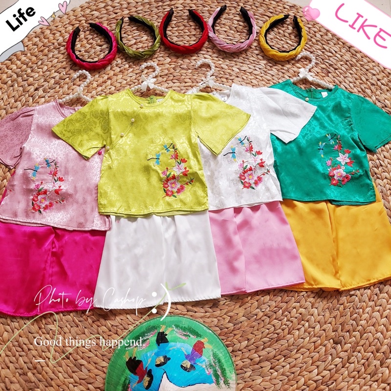 Set bà ba thêu hoa đào cho bé gái