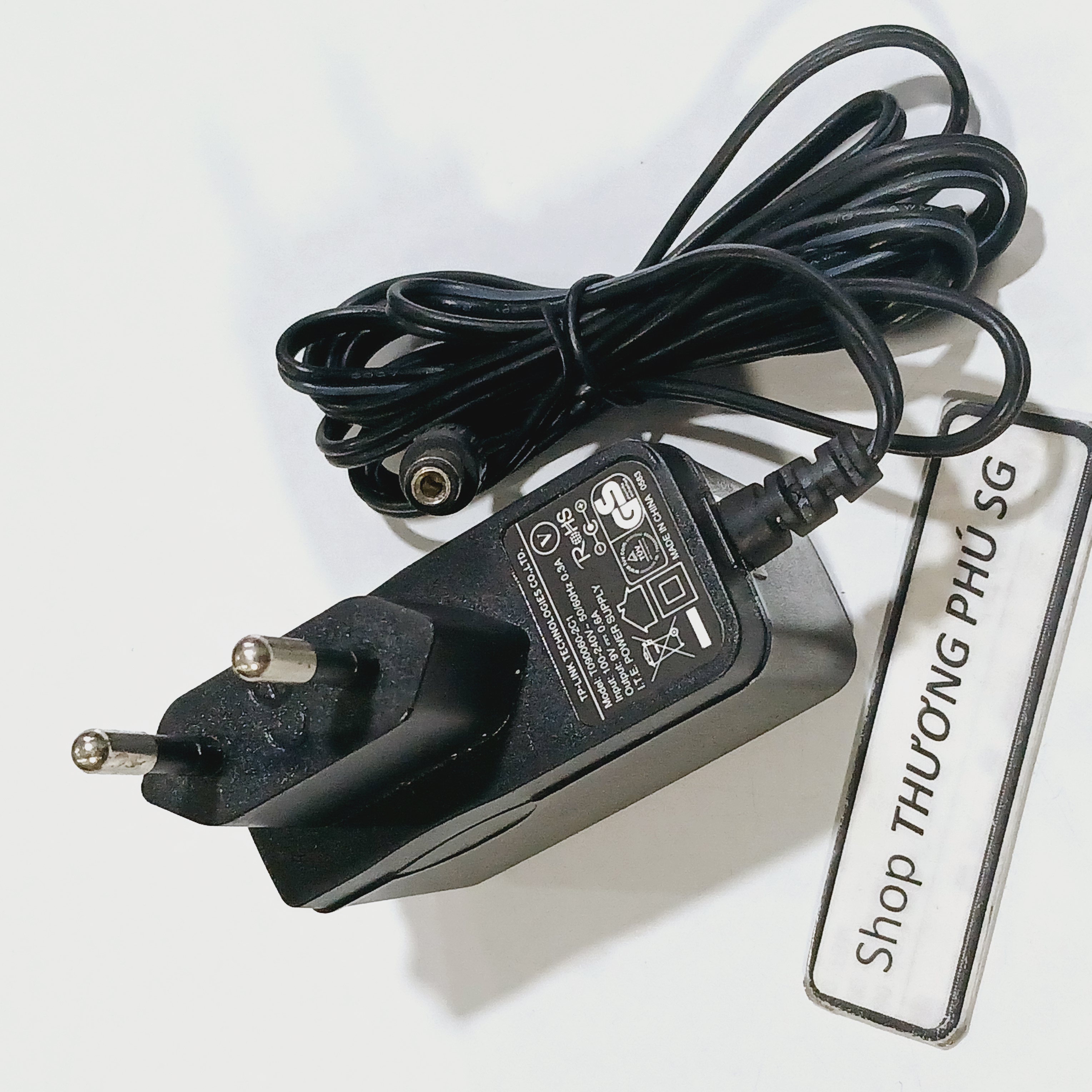 Adapter TP Link DC: 9V - 0.6A (Đầu cắm 5.5mm X 2.1mm) (ZIN)