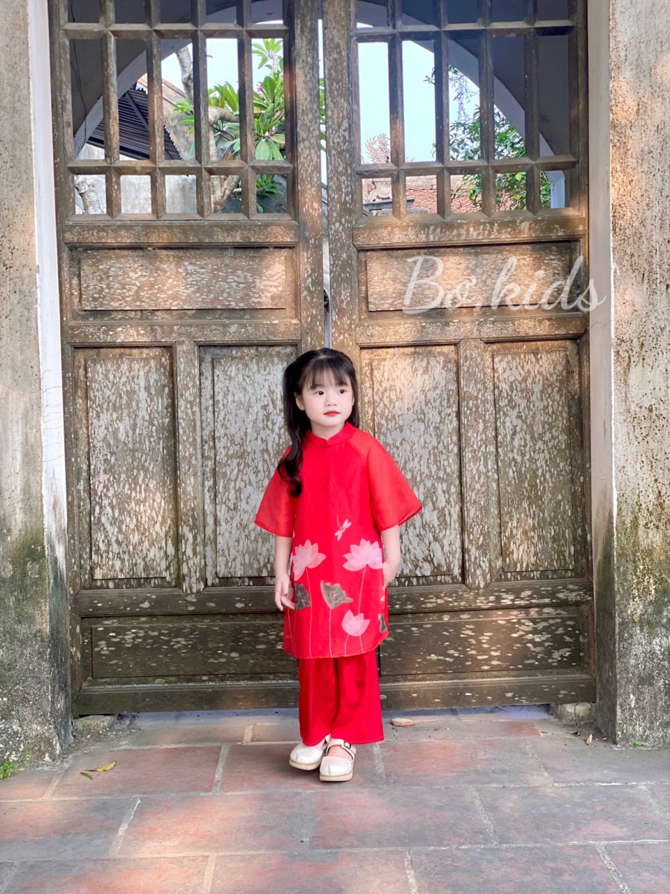 ÁO DÀI BÉ GÁI HOA SEN SIÊU XINH