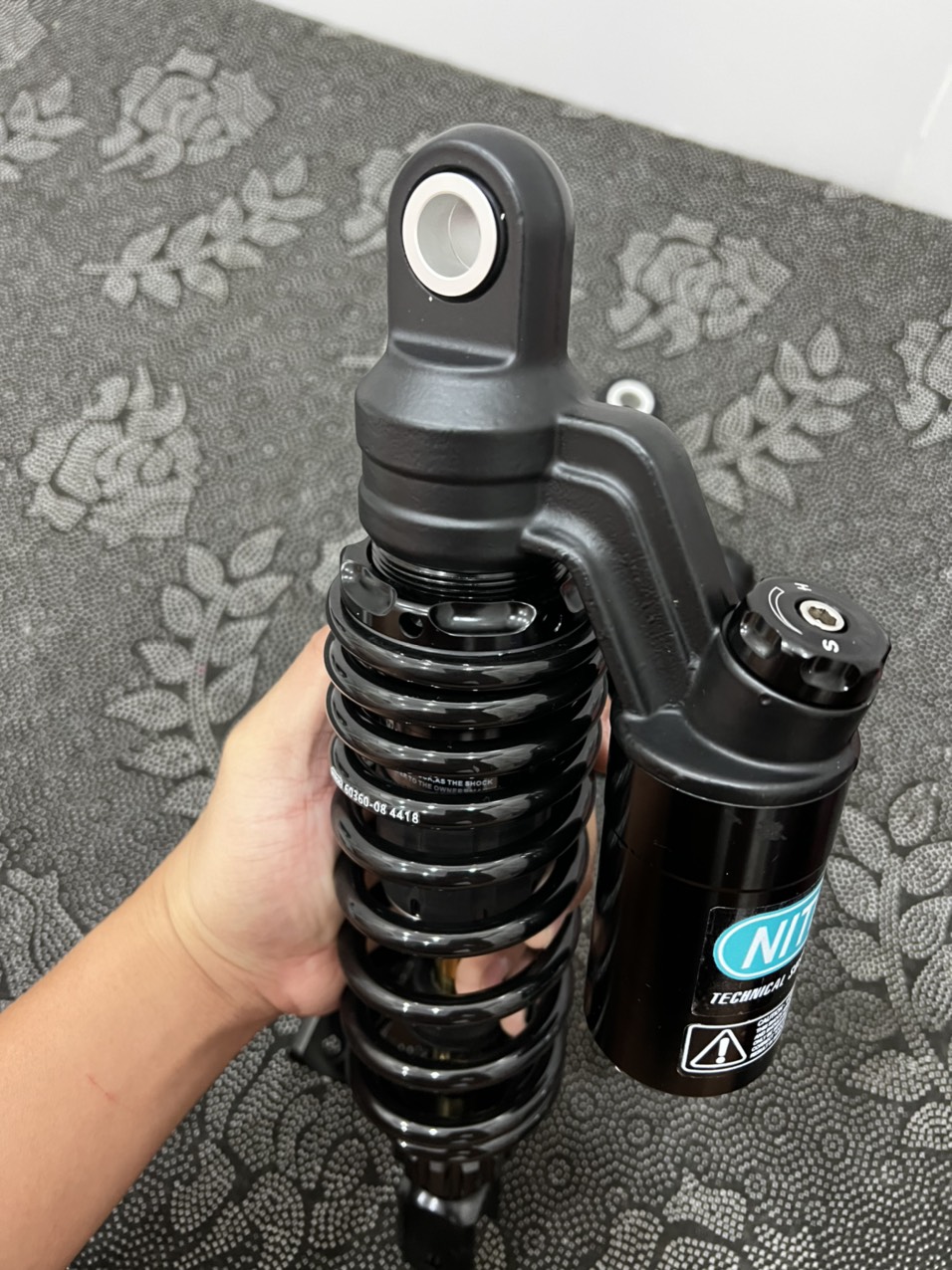 Phuộc Sau có bình dầu cho Airblade