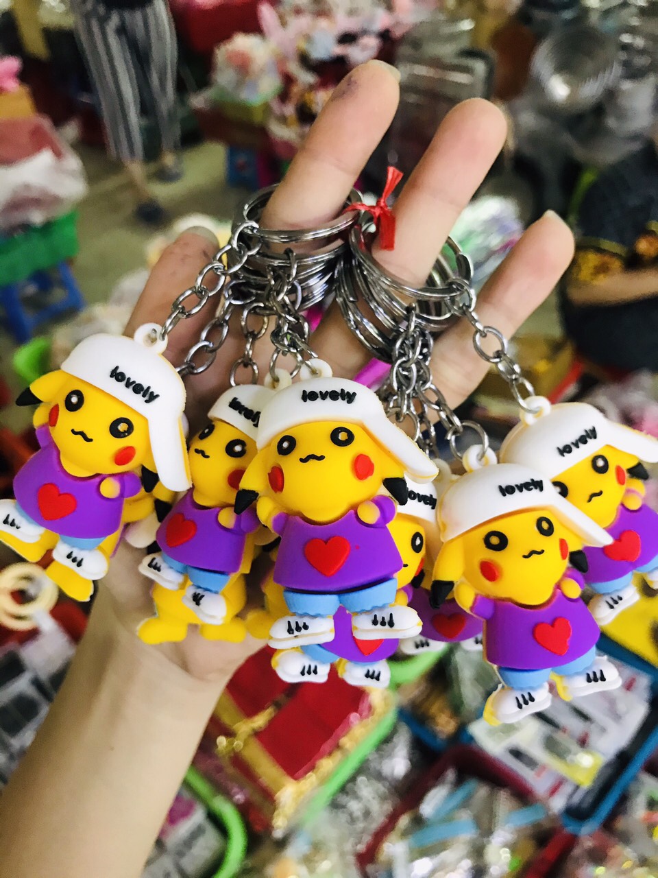 ( NGẪU NHIÊN ) Móc gắn chìa khóa trang trí balo túi xách túi đeo chéo nam nữ hình siêu cute
