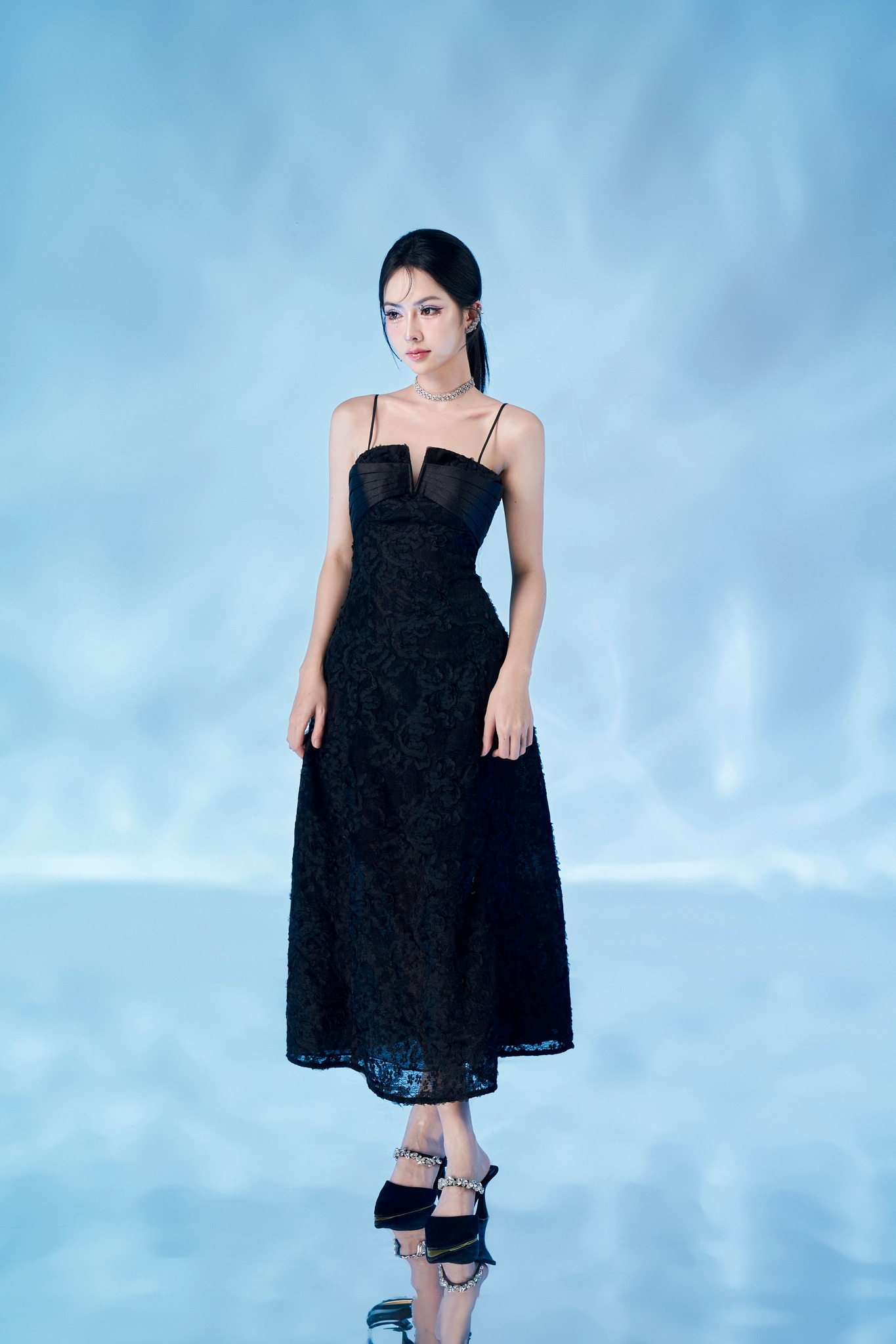 Voucher siêu sale 15% OLV - Đầm Monroe Black Dress