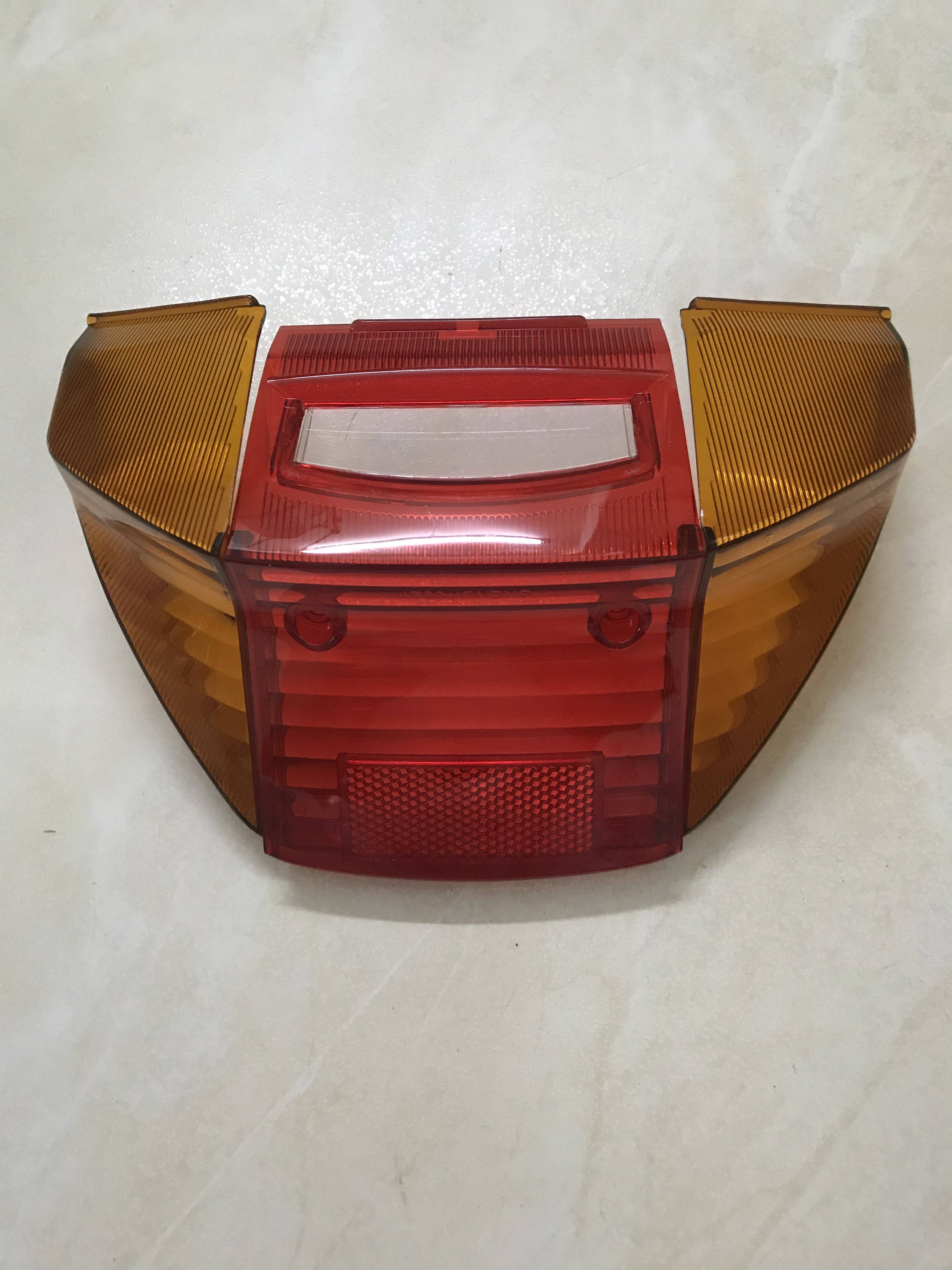 [HCM]Chụp xi nhan sau super dream + lái 3 cái ( loại tốt )