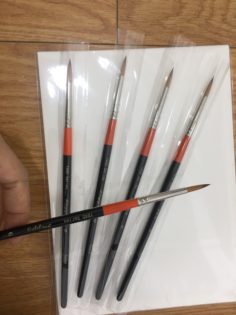 CỌ VẼ MÀU NƯỚC HAPPY ROUND (ĐẦU TRÒN) 7 SIZE