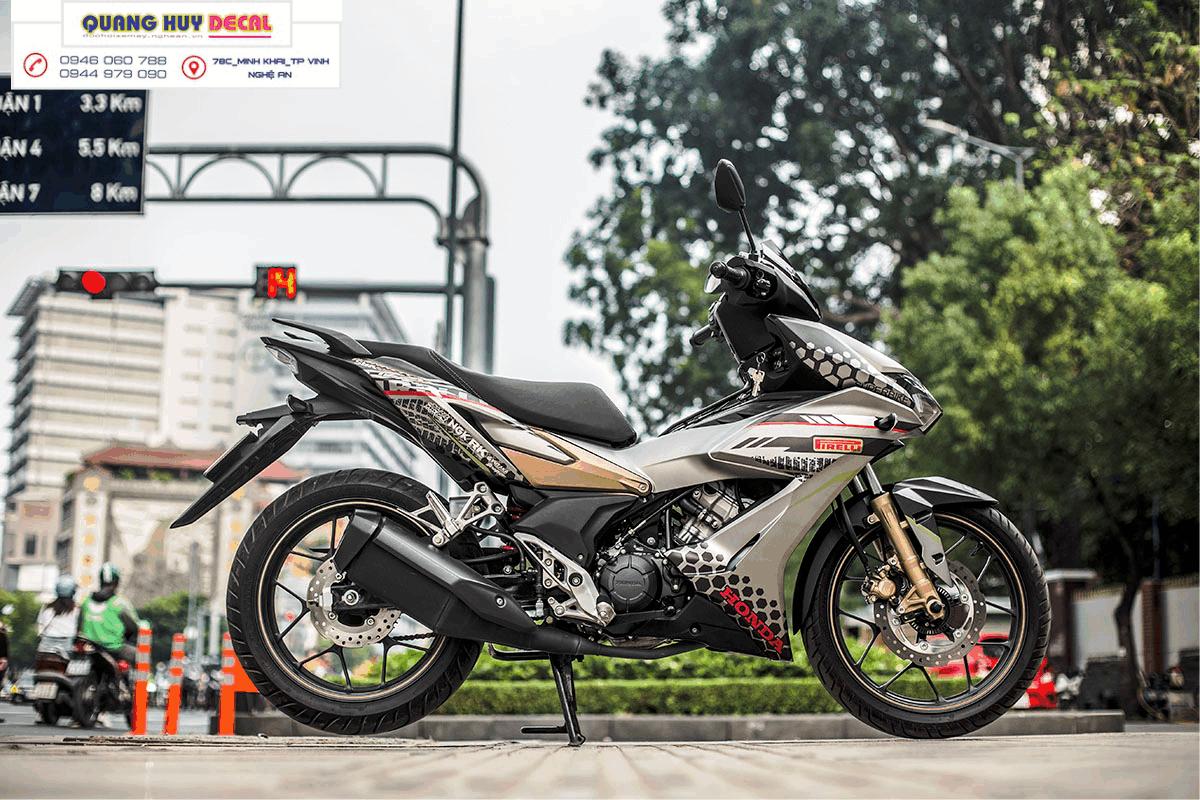 Tem trùm xe Winner X thiết kế Pirelli màu đen  - Tem xe Winner X thiết kế Pirelli màu đen thiết kế theo yêu cầu - Chế độ tem trùm xe máy Winner X rẻ đẹp