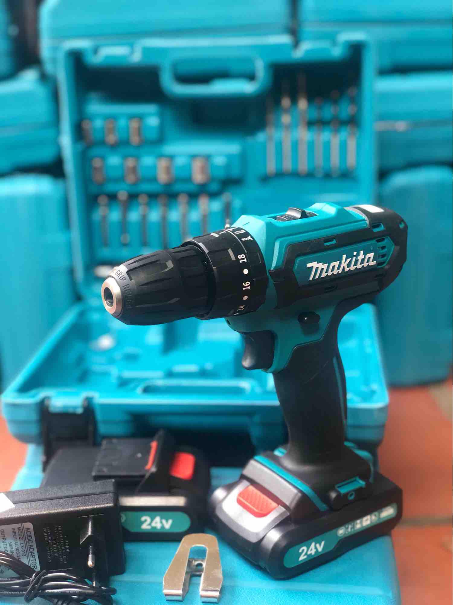 Khoan pin MKT 24v có búa(có đồ)