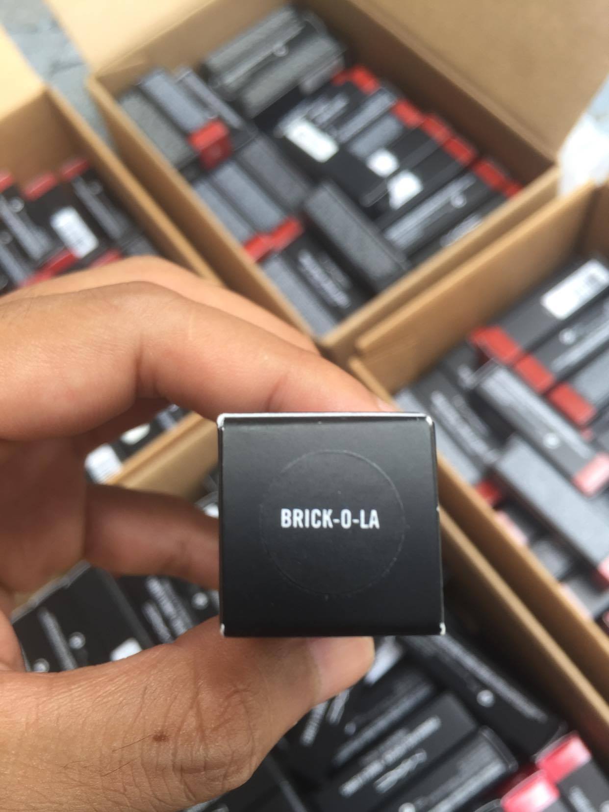 Son Mac Brick o la màu hồng dâu