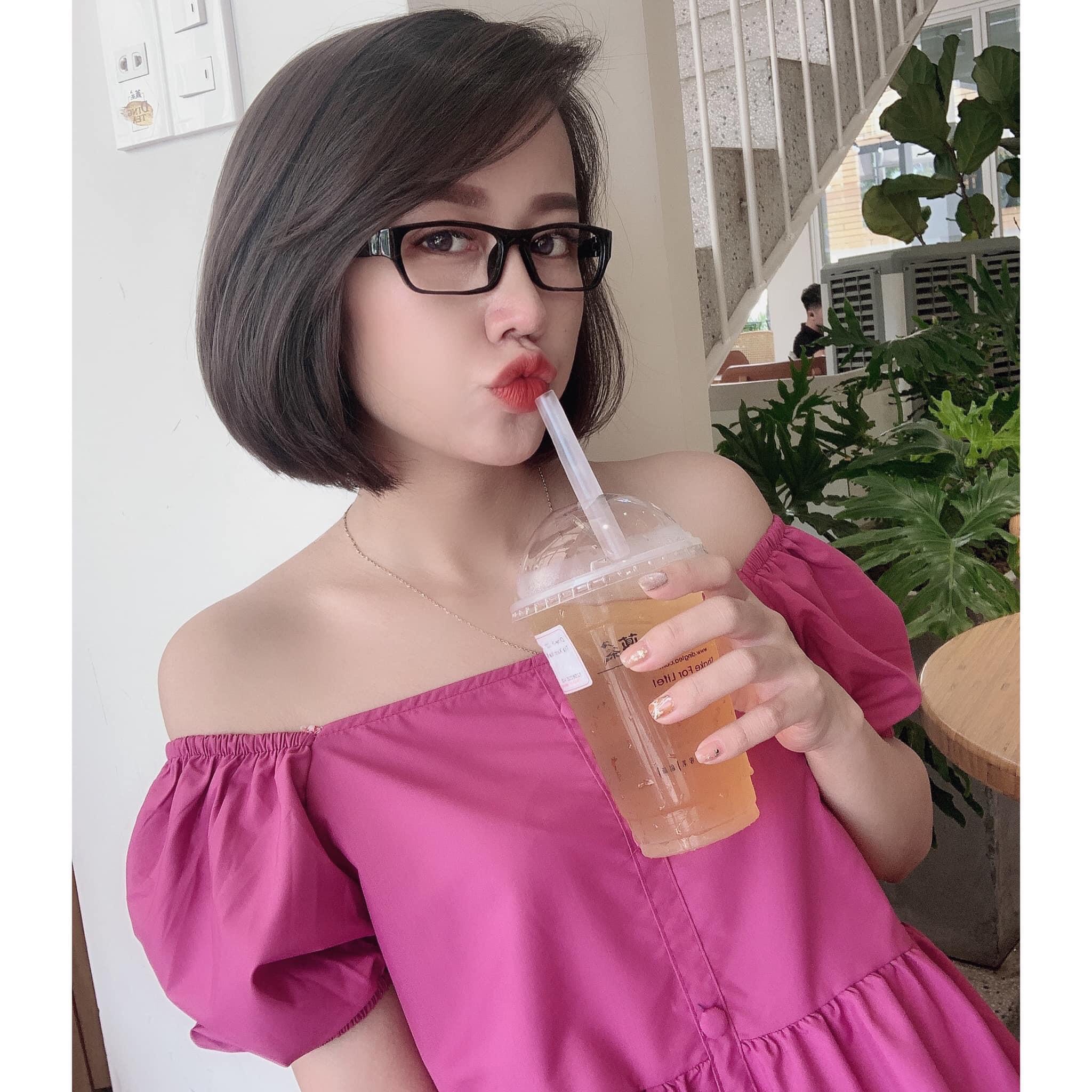 Váy bầu thời trang giá rẻ