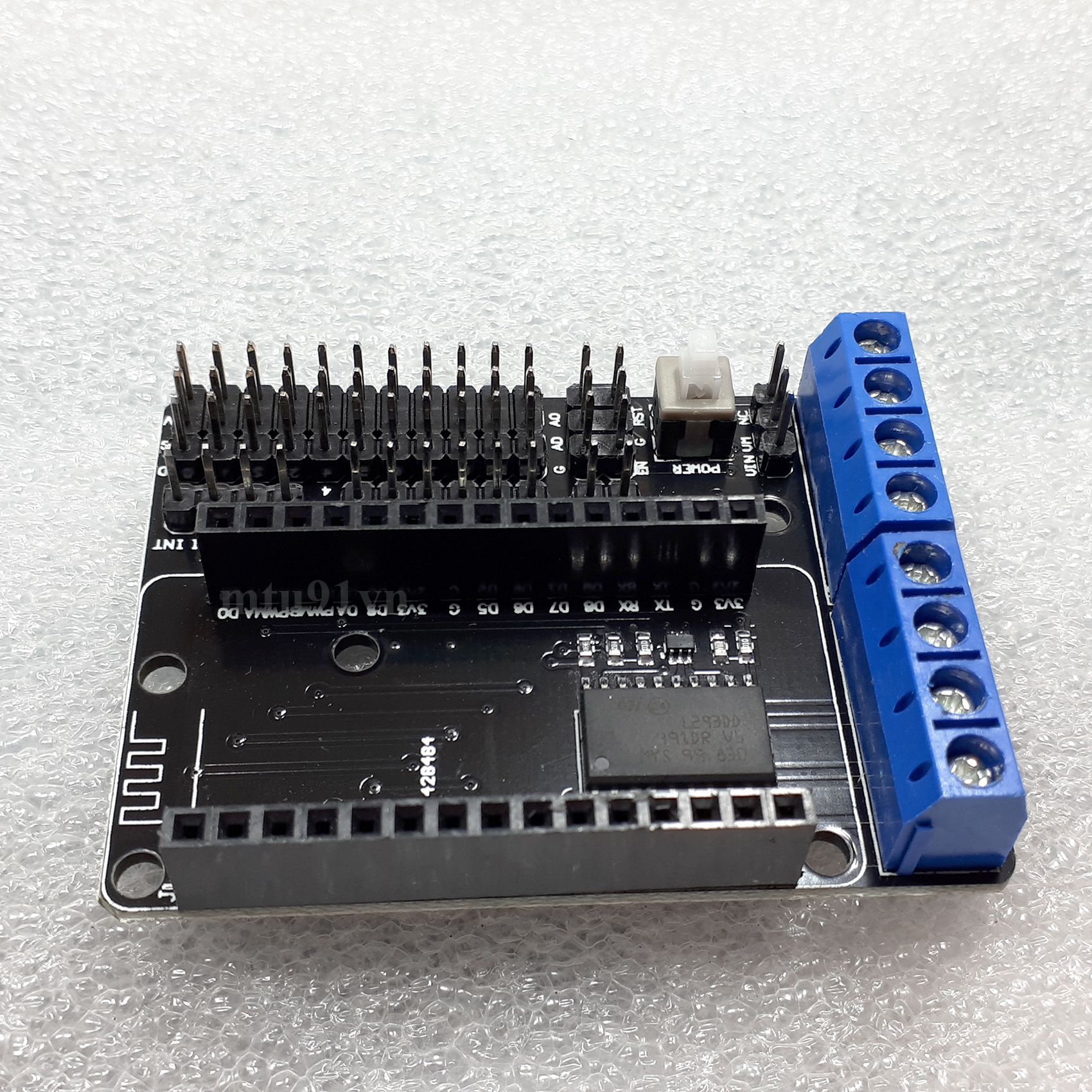 Đế Ra Chân Cho Node MCU ESP8266 CP2102 (Board Motor Driver L293D)