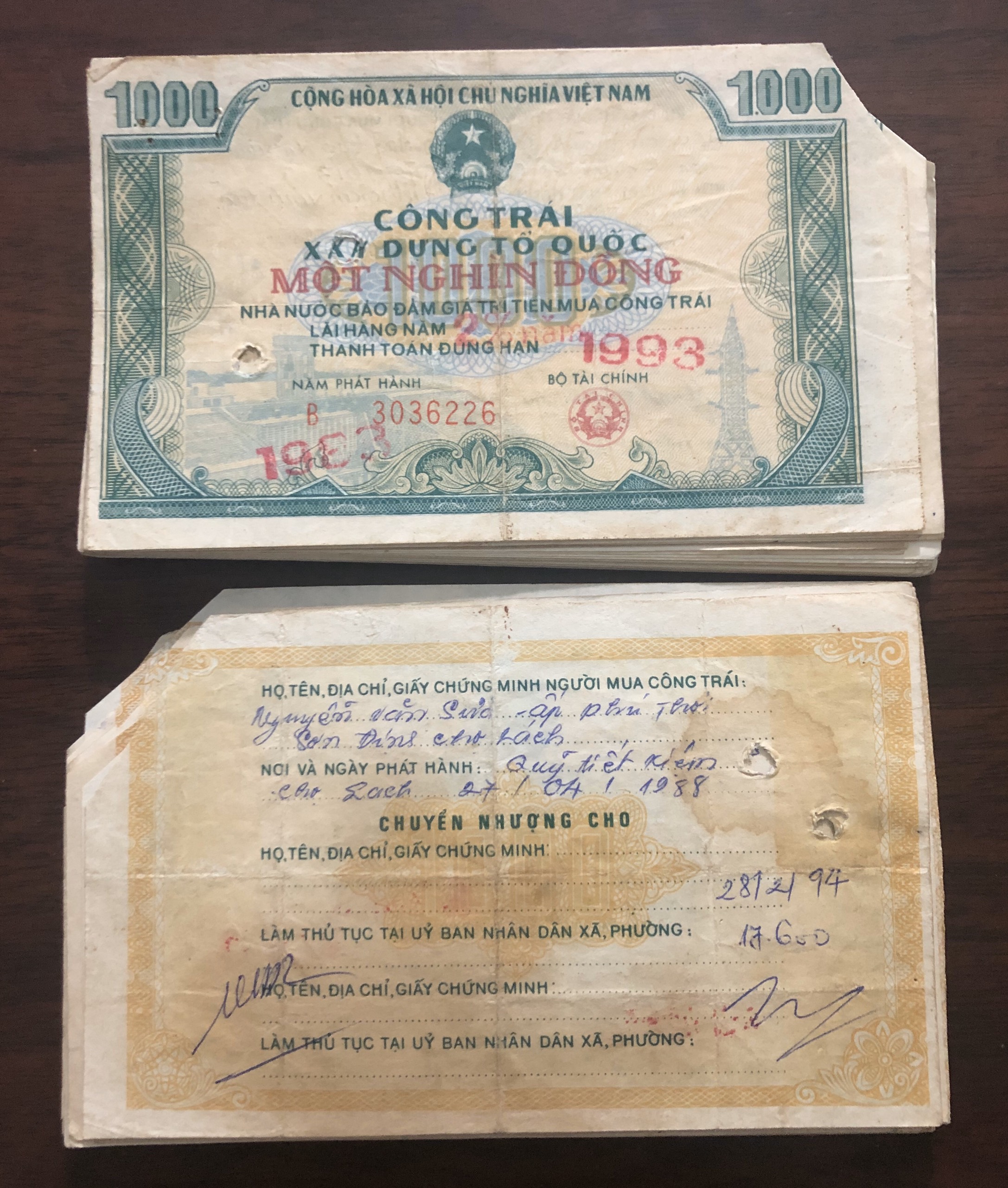 CÔNG TRÁI XÂY DỰNG TỔ QUỐC LOẠI 1000Đ 1988, vật phẩm bao cấp sưu tầm, deco không gian xưa.