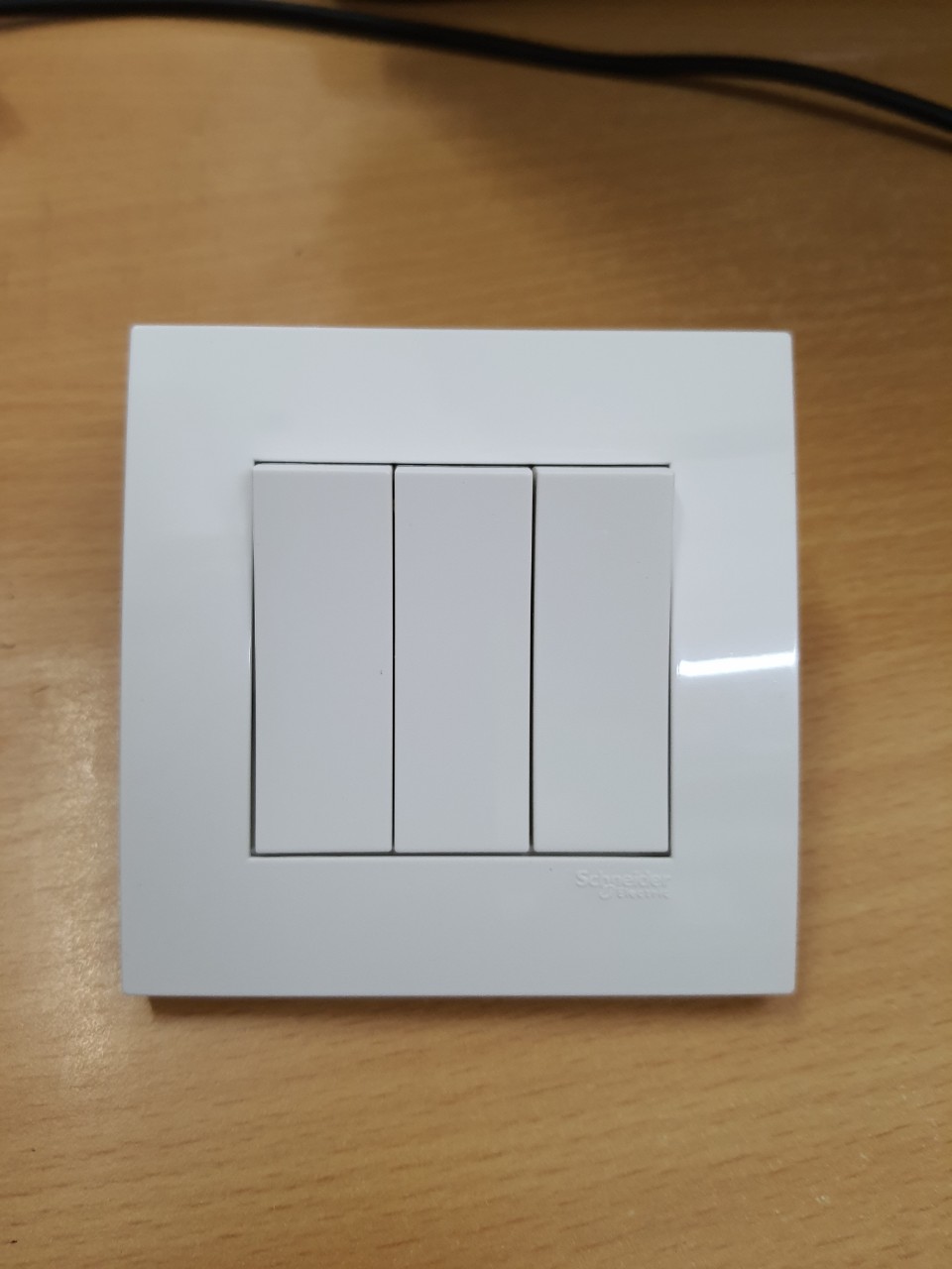 Bộ 3 công tắc 2 chiều Vivace - Schneider