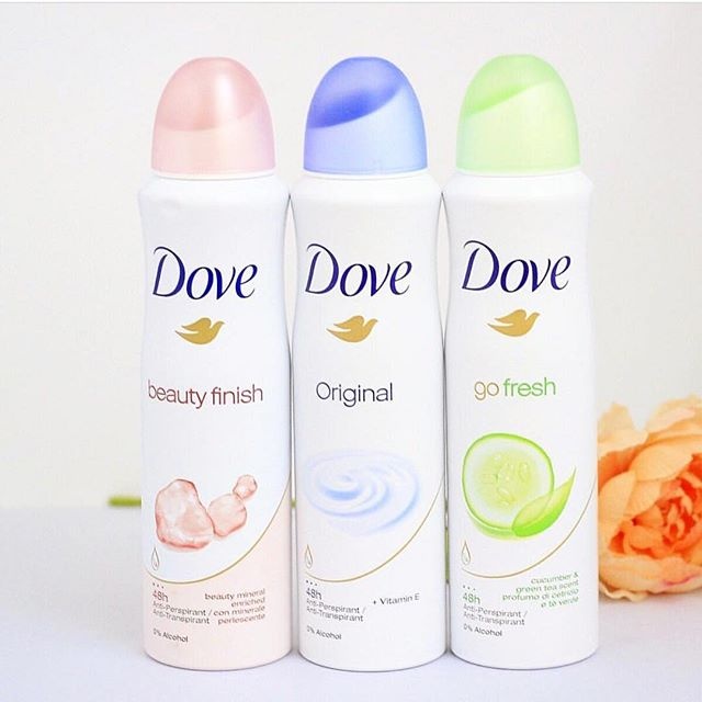 Xịt Khử Mùi Dưỡng Da Sáng Mịn Dove 48H 150ml