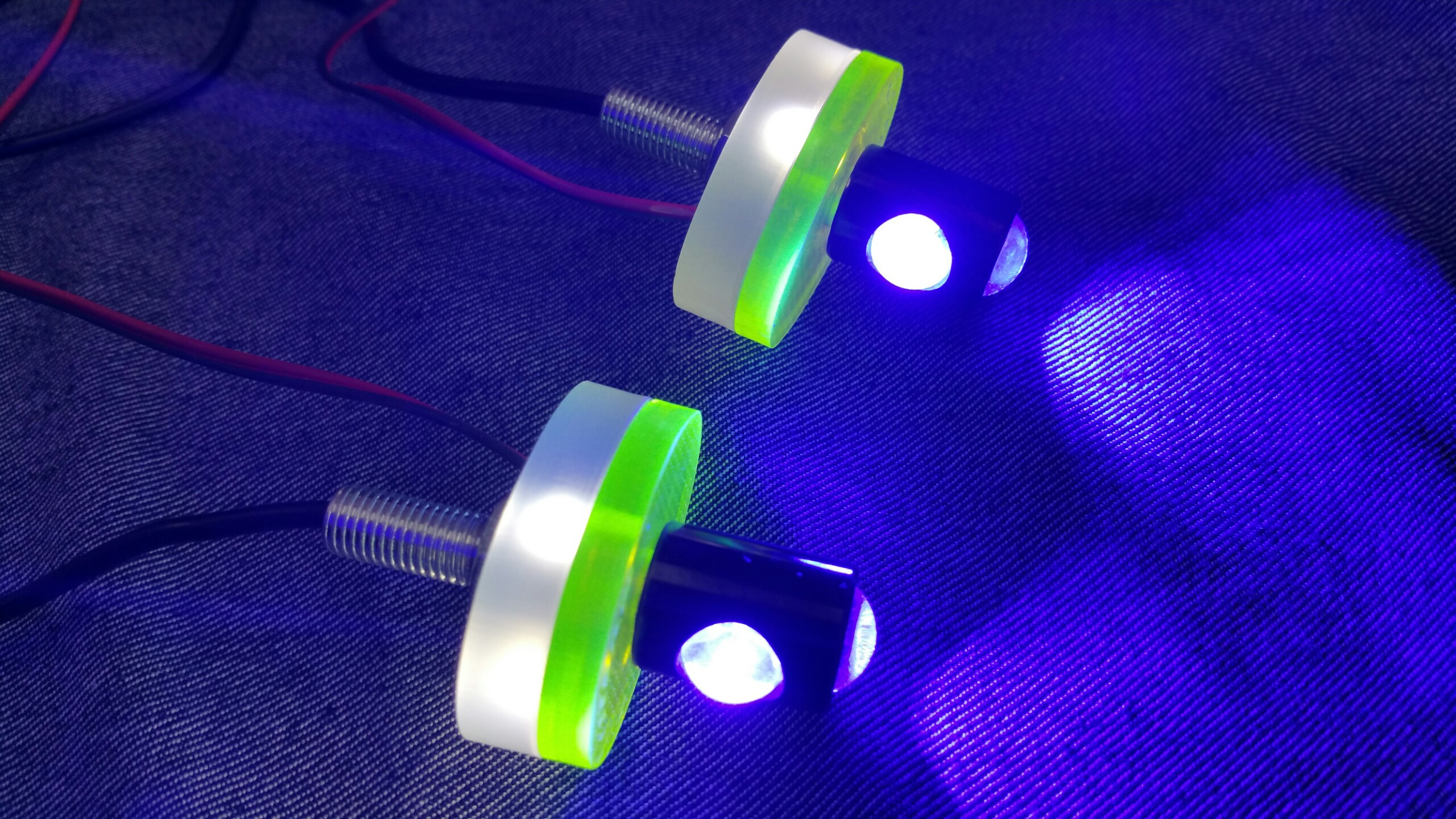 Xi Nhan Multy 2 Chiều Có Đệm Led Và Cục Chớp Điện Tử 