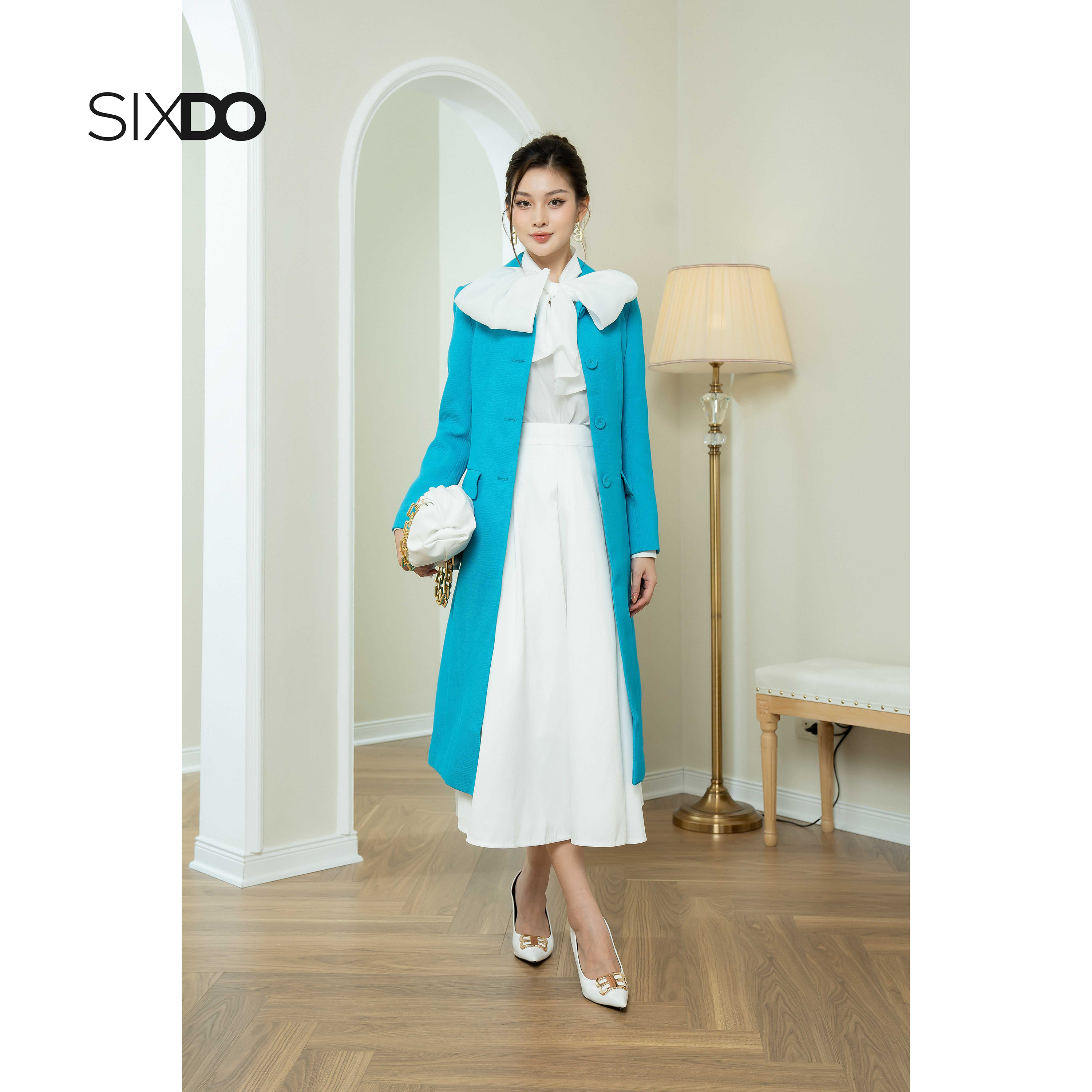 Áo mangto nữ xanh dệt thoi SIXDO (Sky Long Woven Coat)