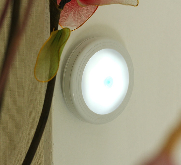 Đèn led dán tường mini 37A002 ( DÁN TỦ, DÁN TƯỜNG, CỐP XE, CẦU THANG...)