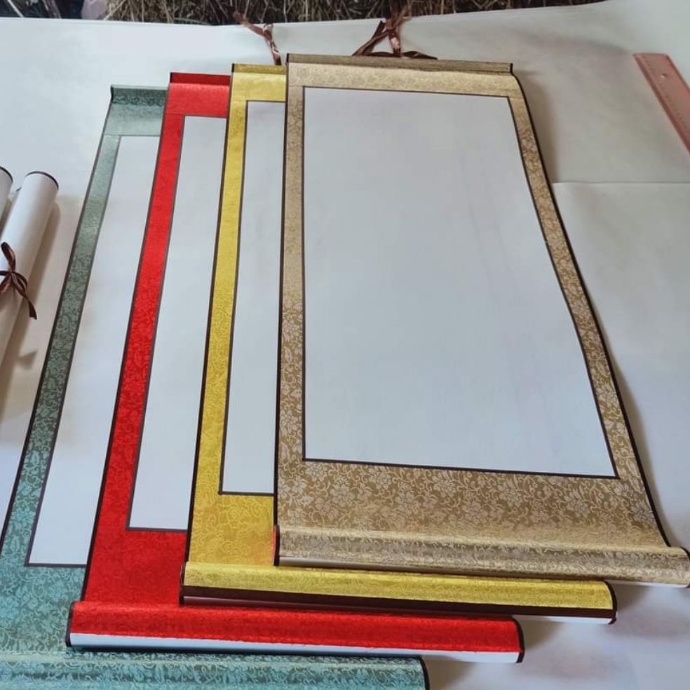 Biểu lụa viết thư pháp vẽ tranh, kích thước 32x80cm