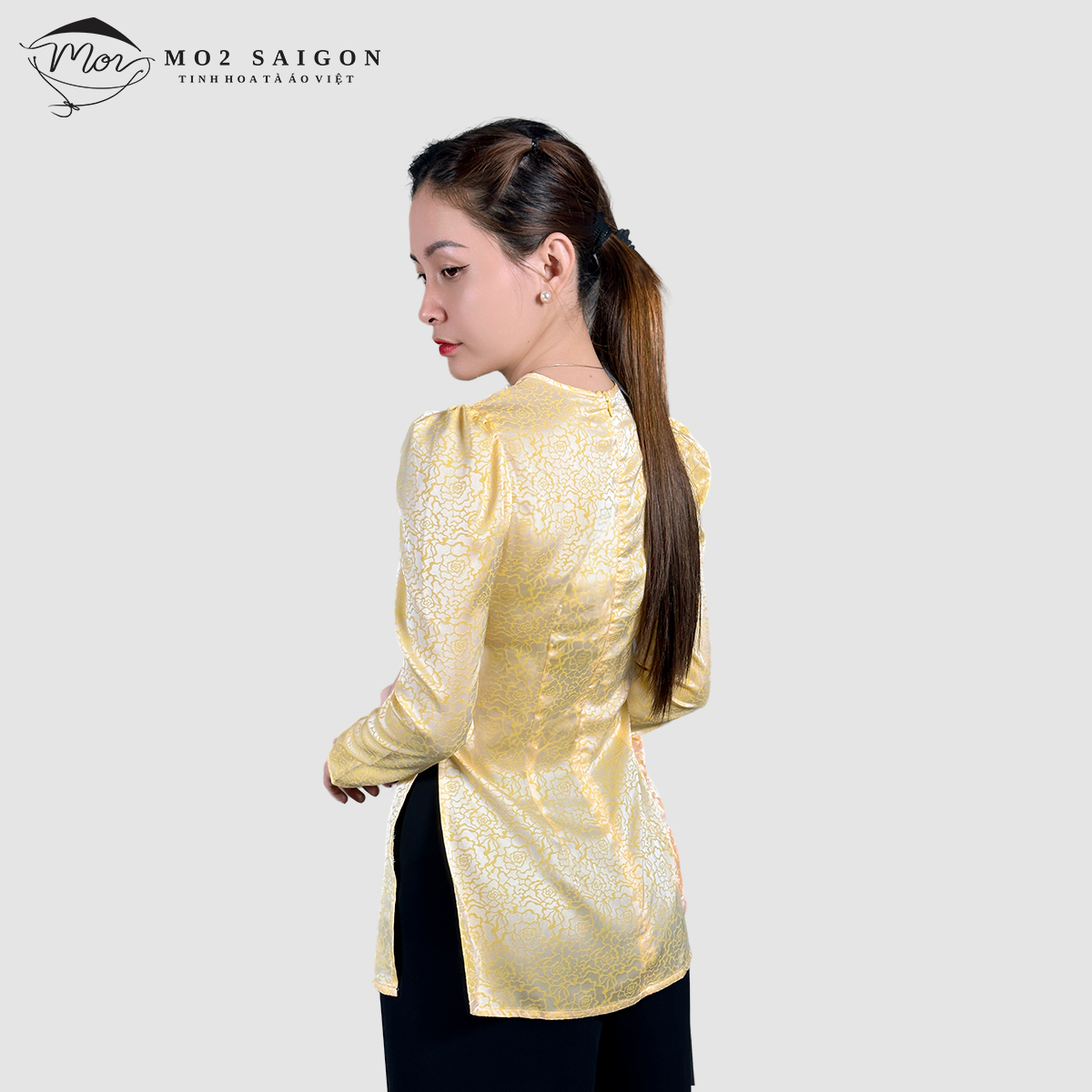 Áo bà ba nữ gấm lụa MO2 SAIGON cách tân tay phồng