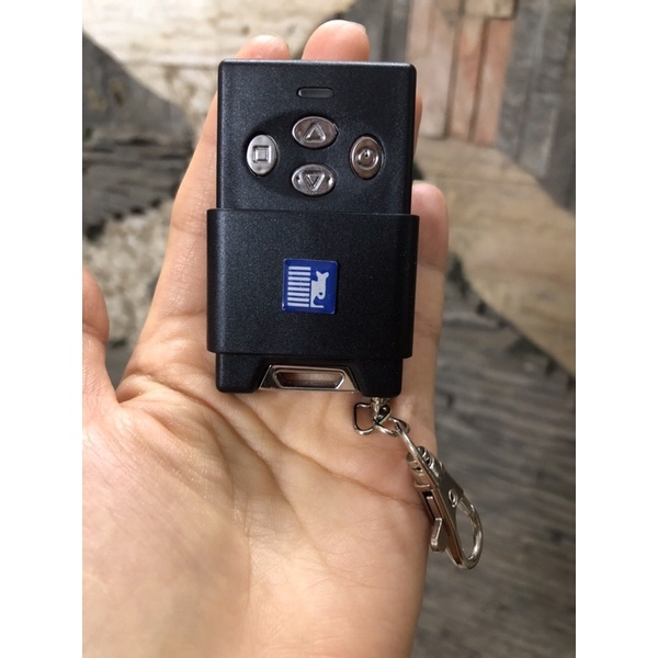Điều Khiển Cửa Cuốn Austdoor