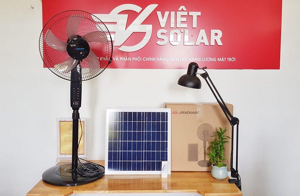Quạt Năng Lượng Mặt Trời