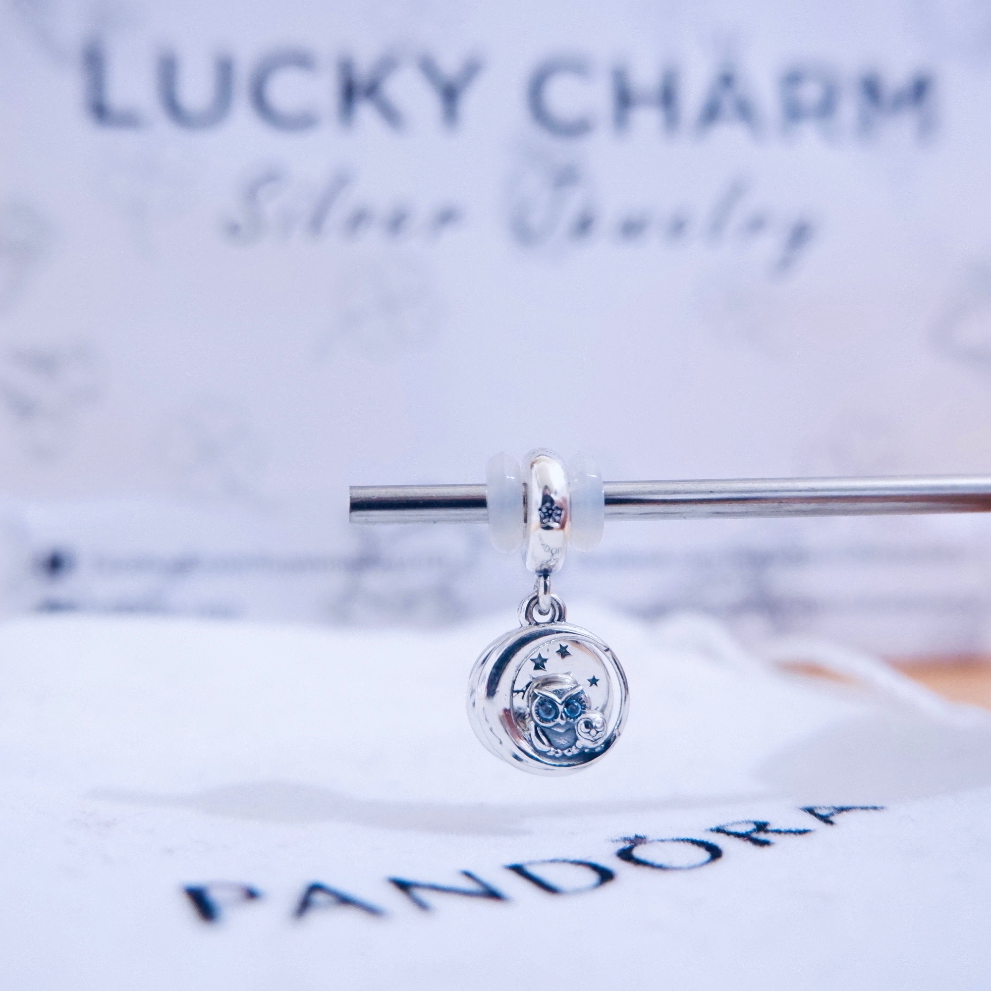 Charm thả cú bạc 925