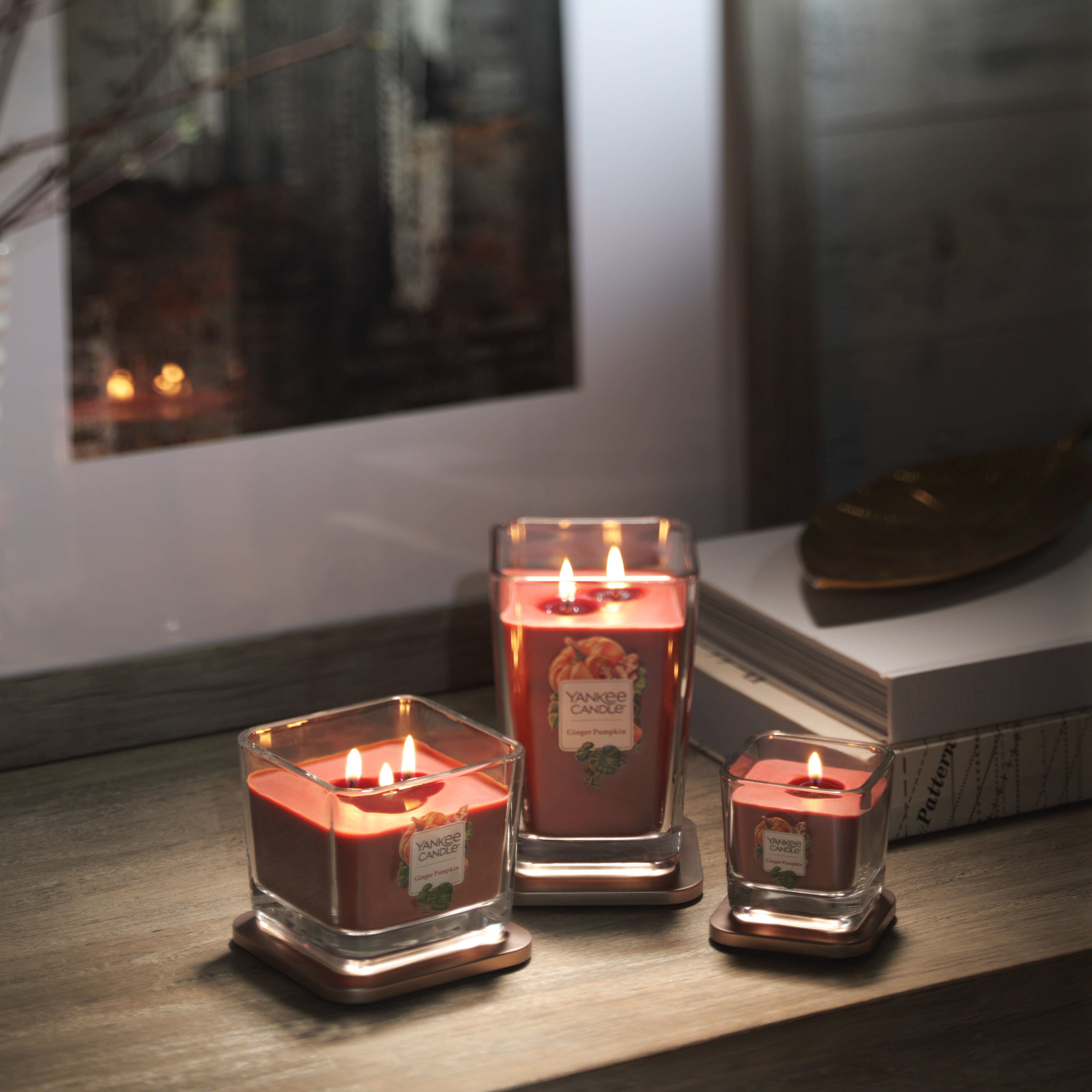 Nến Ly vuông Elevation nến thơm Yankee Candle (Size M 347g)