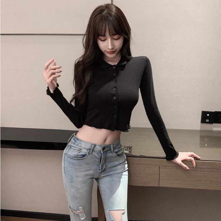Áo crotop có cúc dài tay cổ sơ mi