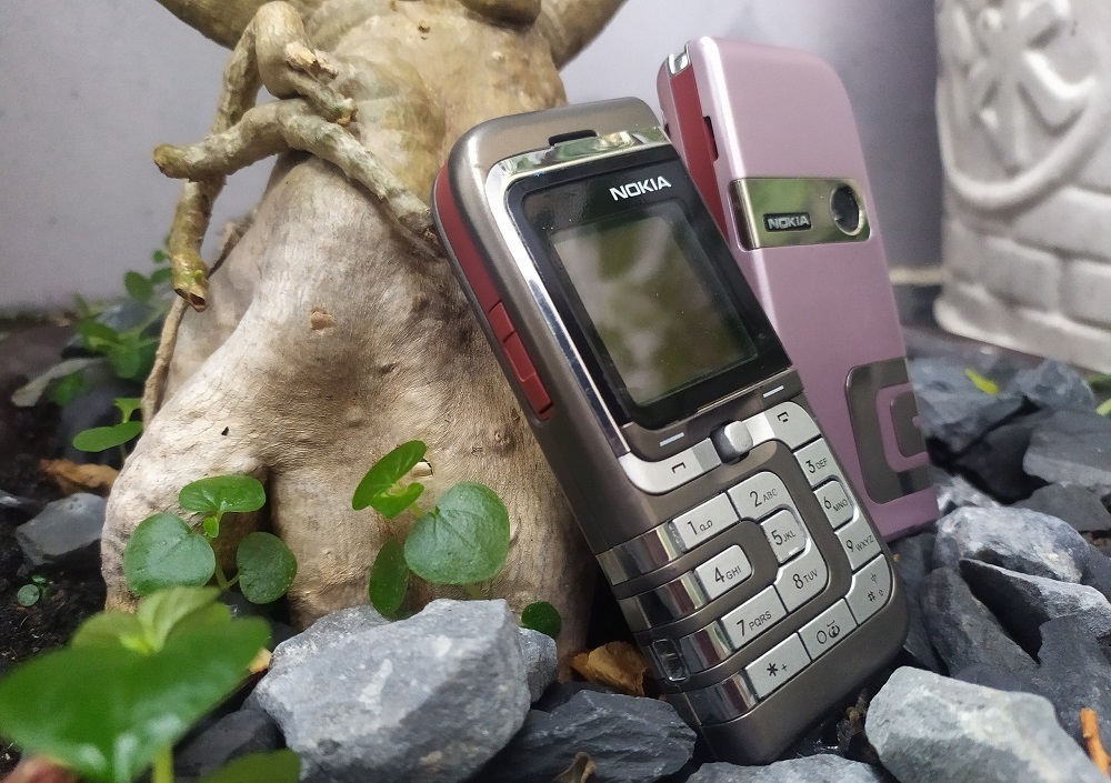 Điện thoại Nokia 7260 Chiếc lá nhỏ (CHÍNH HÃNG - MAIN ZIN - BẢO HÀNH 1 NĂM)