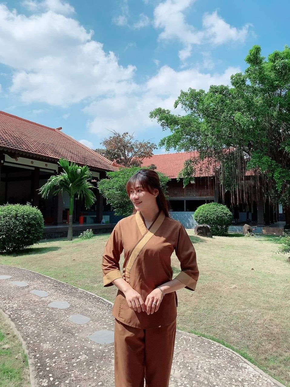ĐỒ LAM ĐI LỄ CHÙA-  MẪU CHUI NHẬT 3 NÚT