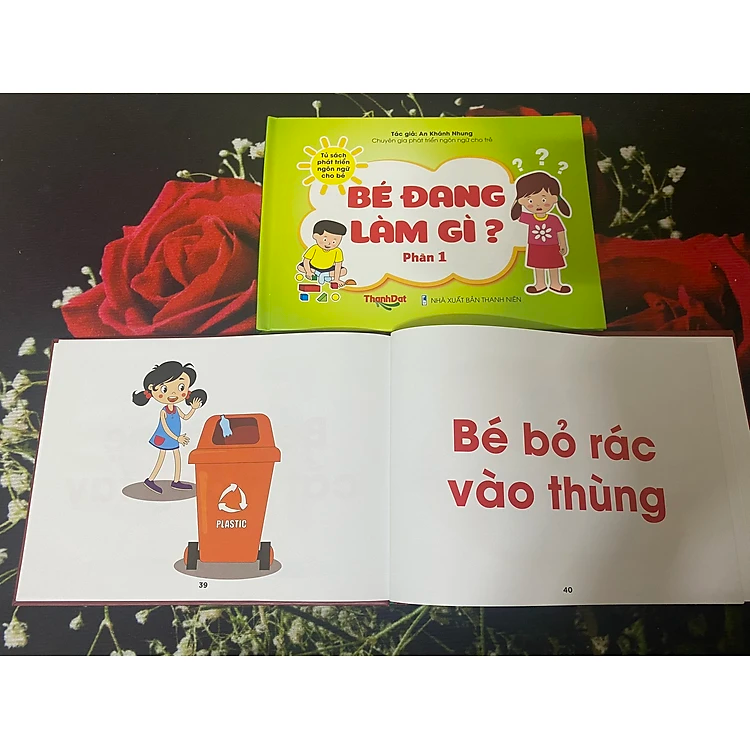 Combo 2 tập Bé Đang Làm Gì - Cô An Khánh Nhung