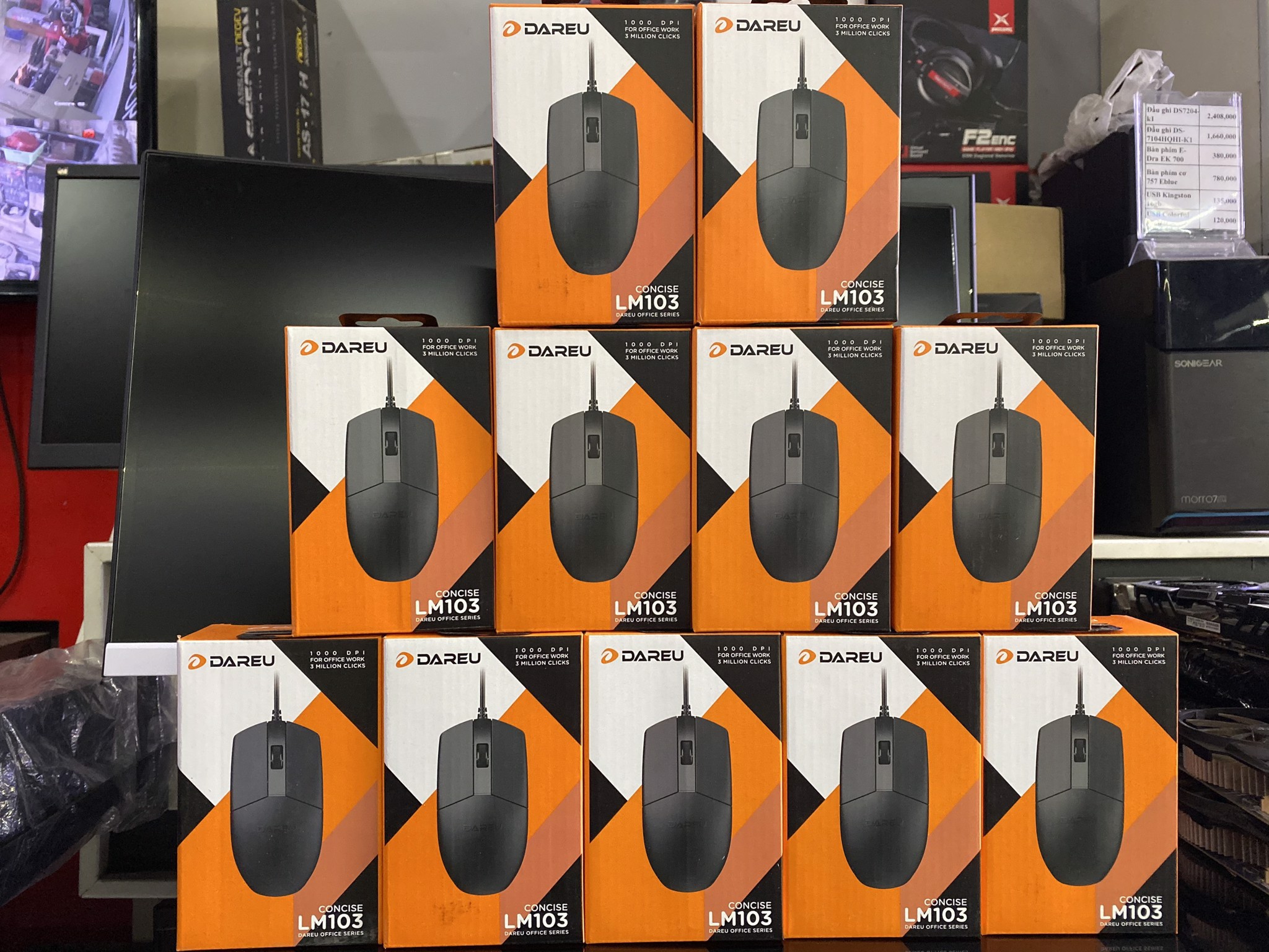 Chuột chơi game Dareu LM103 Black (USB/Đen)