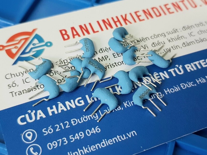 Thạch anh 8MHz 3 chân cắm