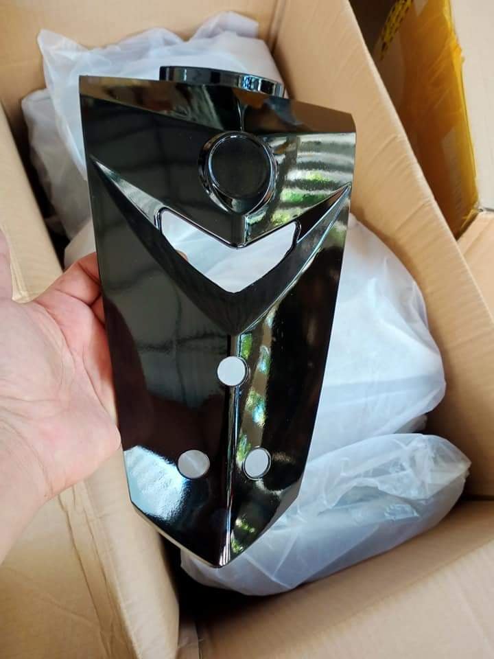 Mặt nạ 3 lỗ đen bóng cho Sirius