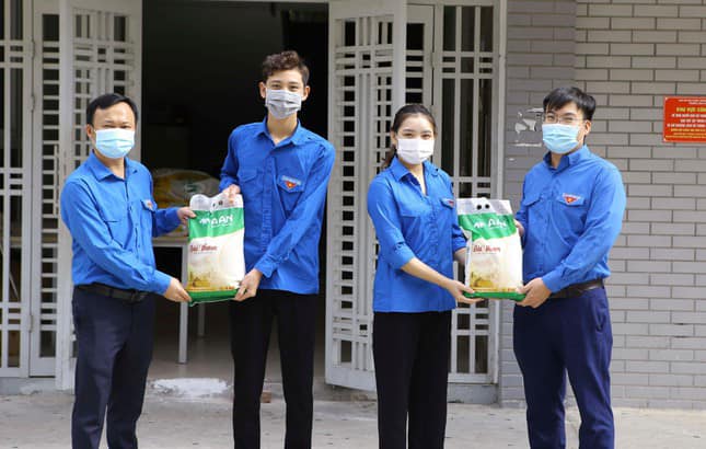 GẠO A AN DT8