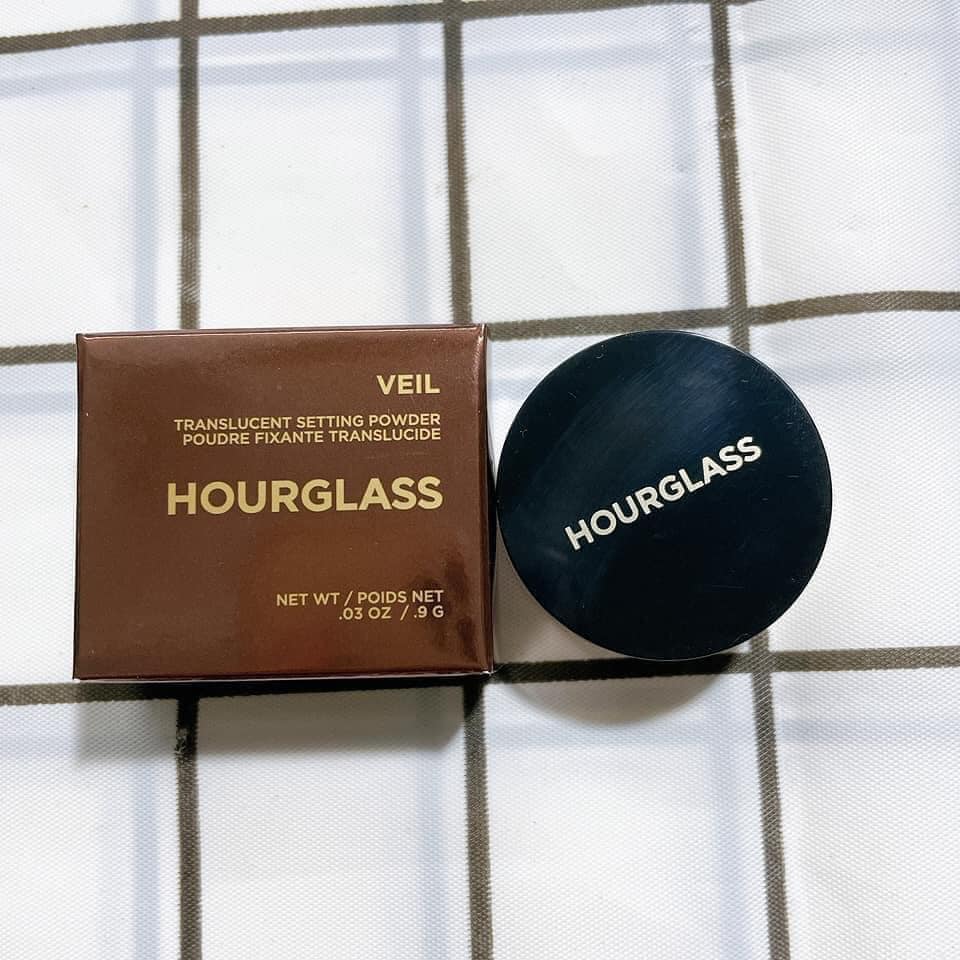 SIZE MINI 0.9G - PHẤN PHỦ BỘT HOURGLASS VEIL TRANSLUCENT SETTING POWDER MINI