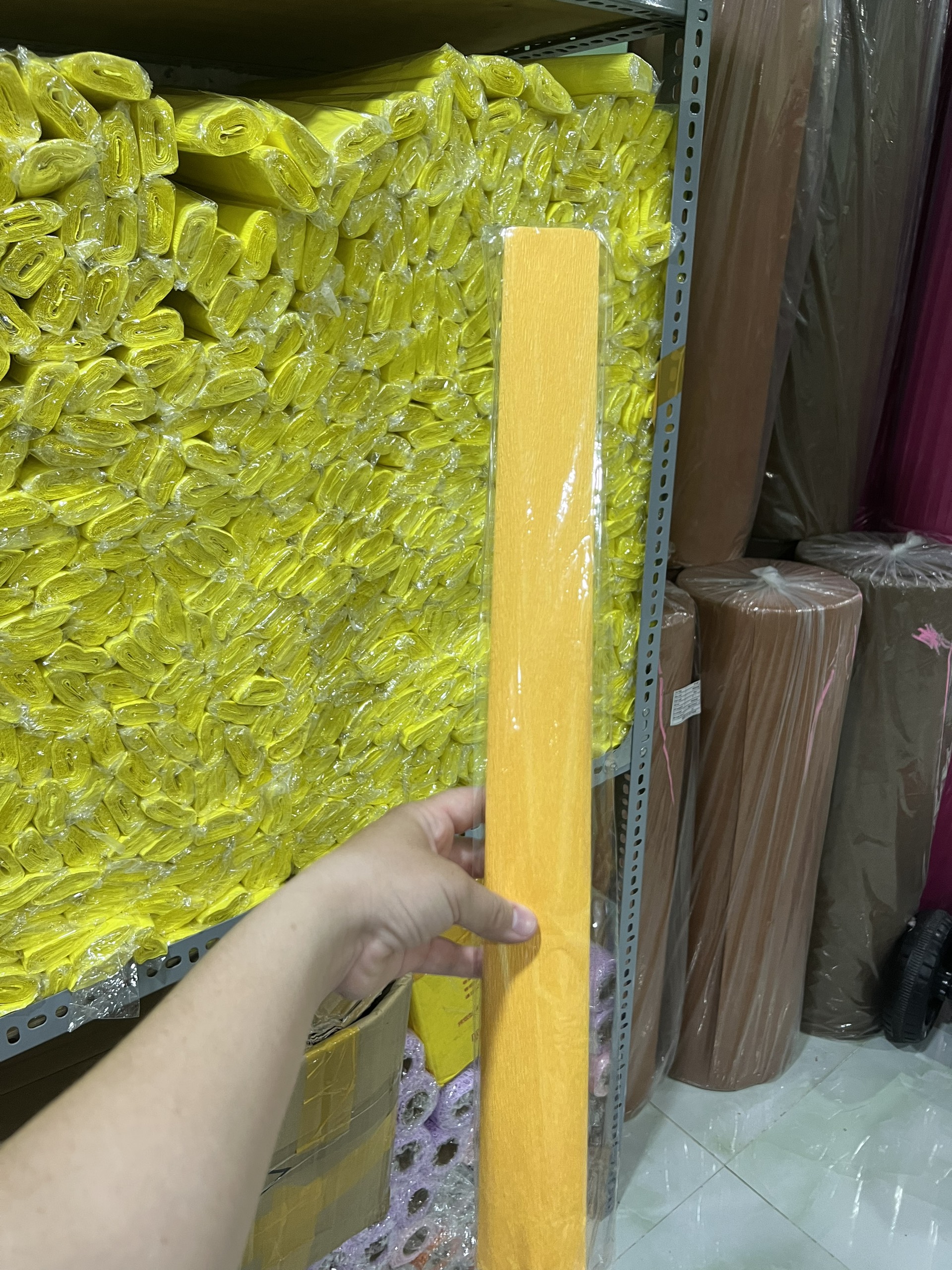 Giấy nhún làm hoa khổ cao 50cm dài 250cm  ( giấy nhún Trung Quốc  loại giấy mỏng học thực hành làm hoa )