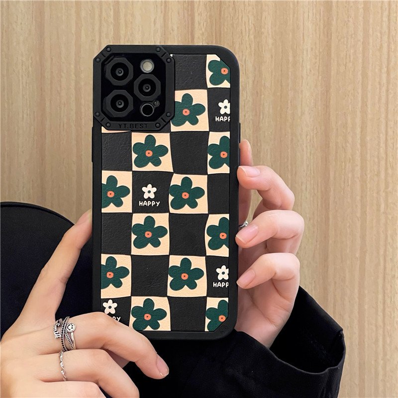 Ốp iphone full viền hoa xanh nền caro