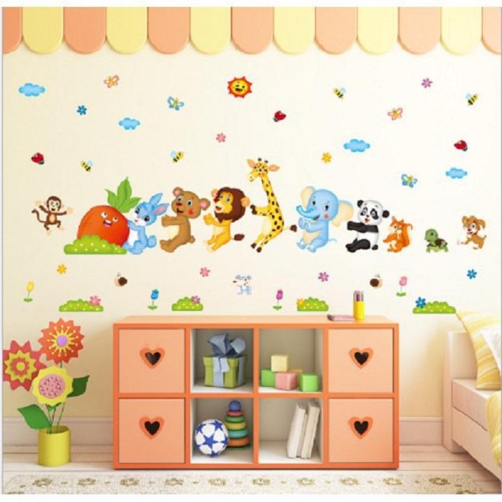 Decal dán hình thú kéo củ cải