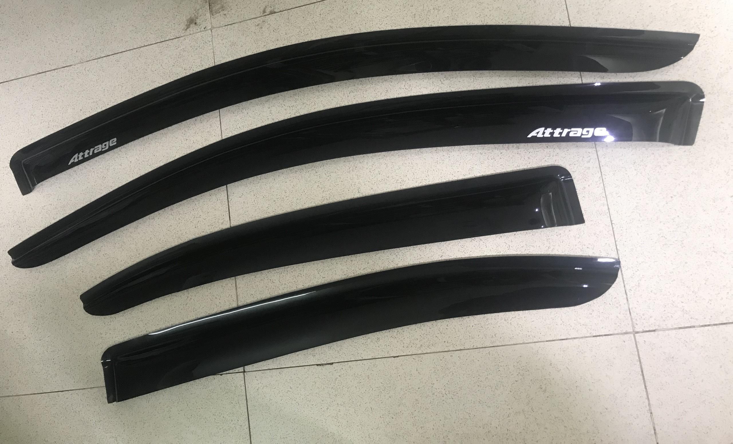Bộ vè mưa đen xe Mitsubishi Attrage 2016-2019