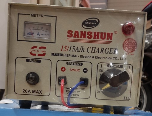 Sạc bình ắc quy sanshun 15ah