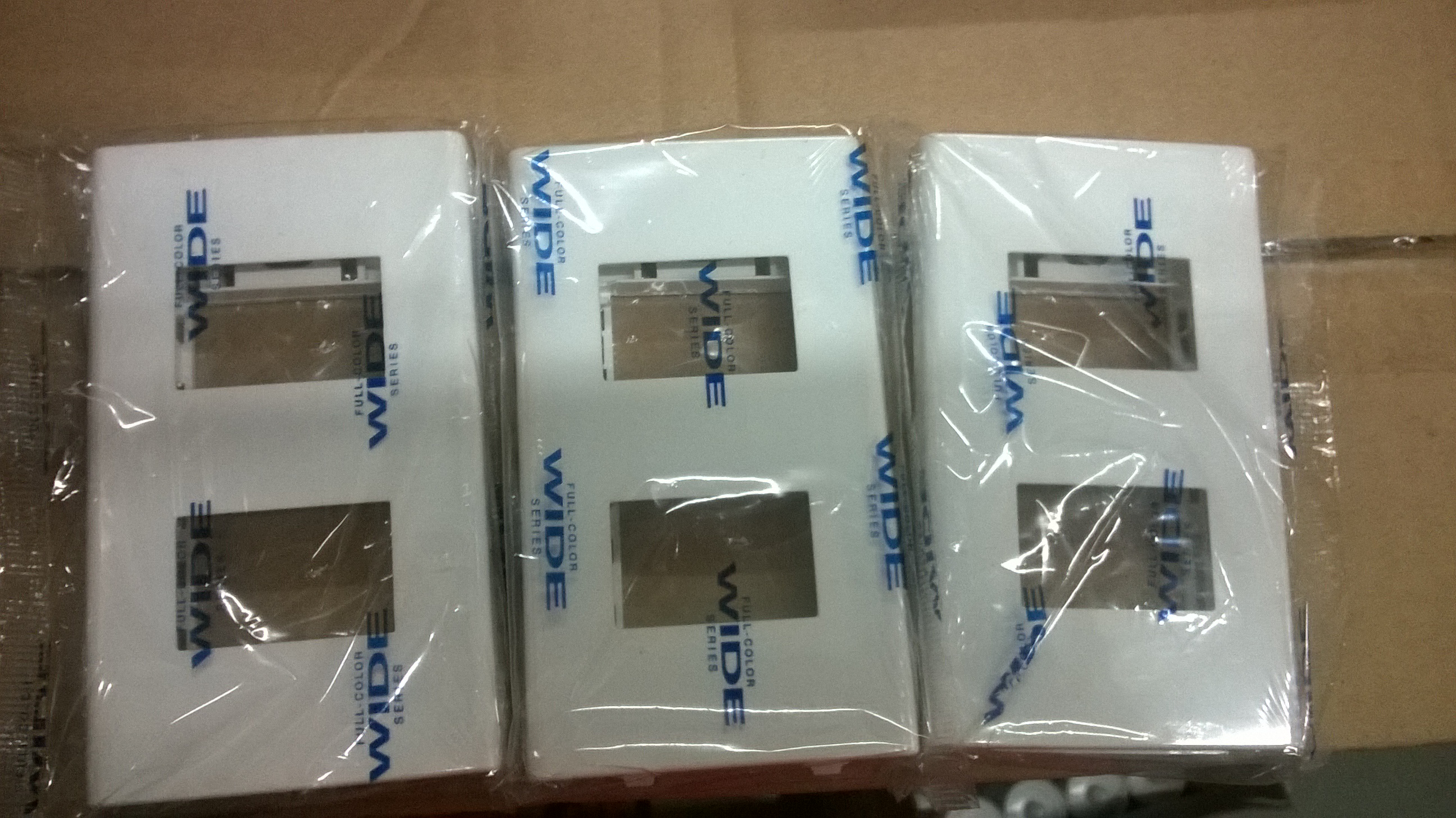 [HCM]MẶT 2 CÔNG TẮC PANASONIC