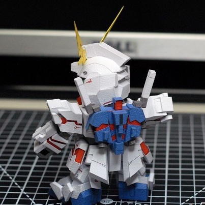Mô hình giấy SD Gundam RX-0 Unicorn