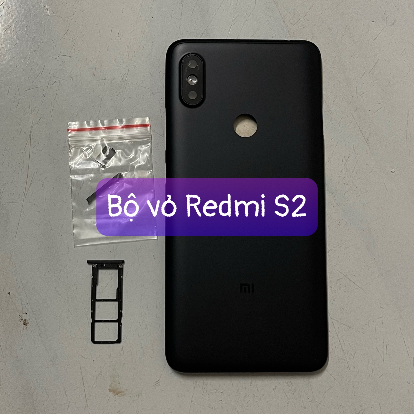 bộ xương vỏ xiaomi Redmi S2 ,kèm khay sim,phím,kính camera