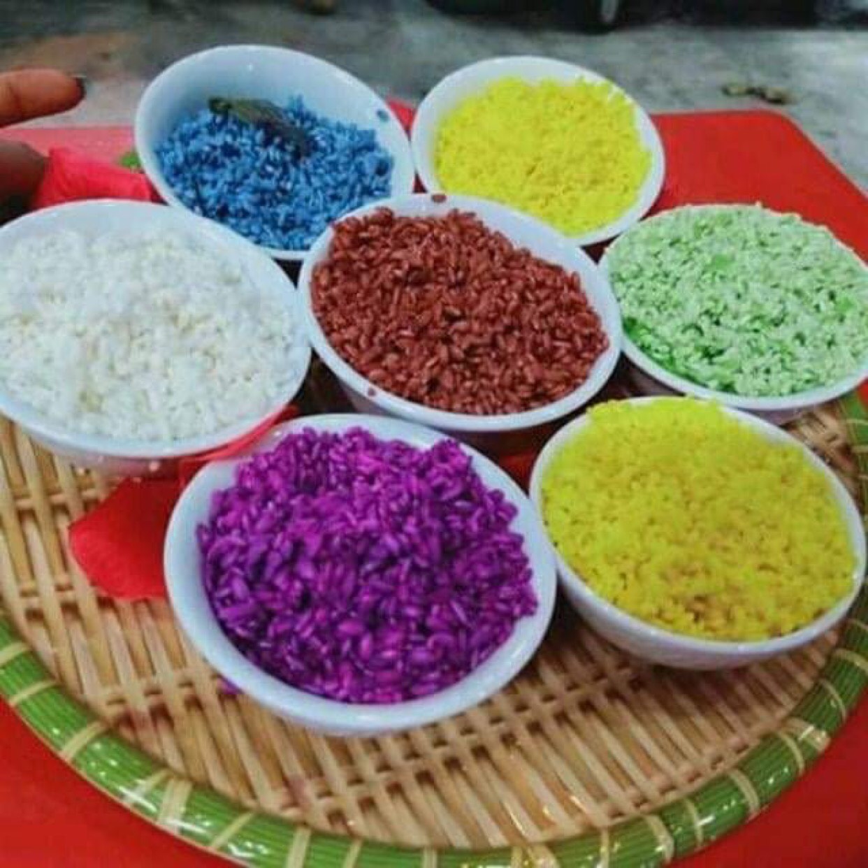 Cây lá cẩm tím, đỏ