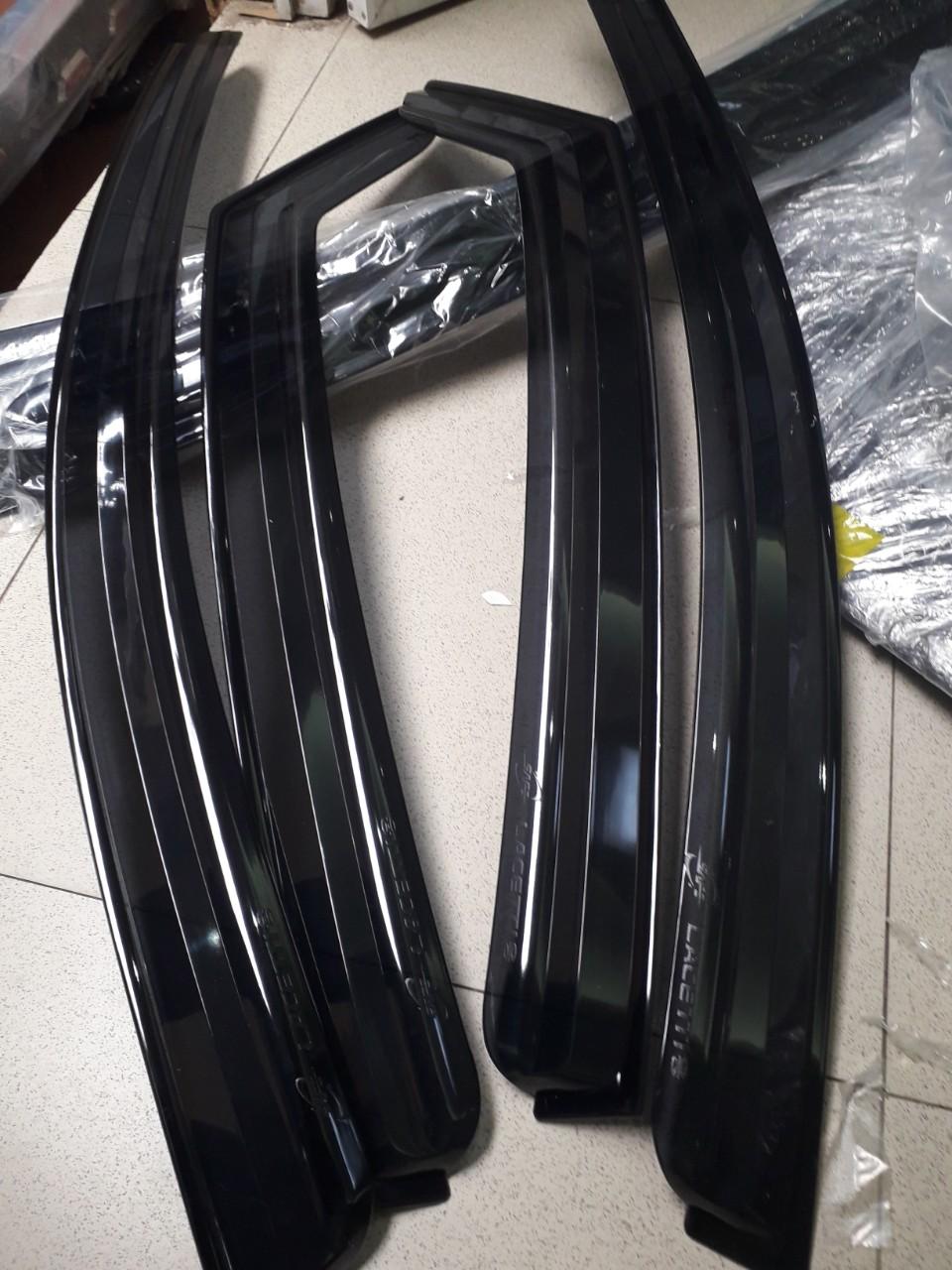 Bộ vè che mưa đen xe Daewoo Lacetti form 2004 - 2010 Liên Doanh