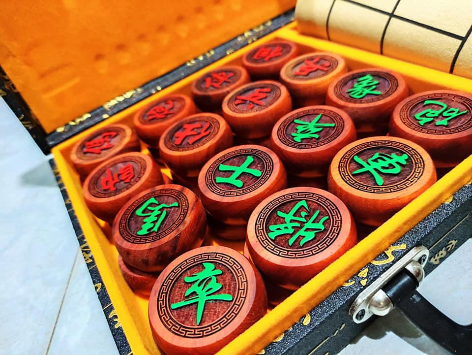 BỘ CỜ TƯỚNG GỖ HƯƠNG 4.8cm