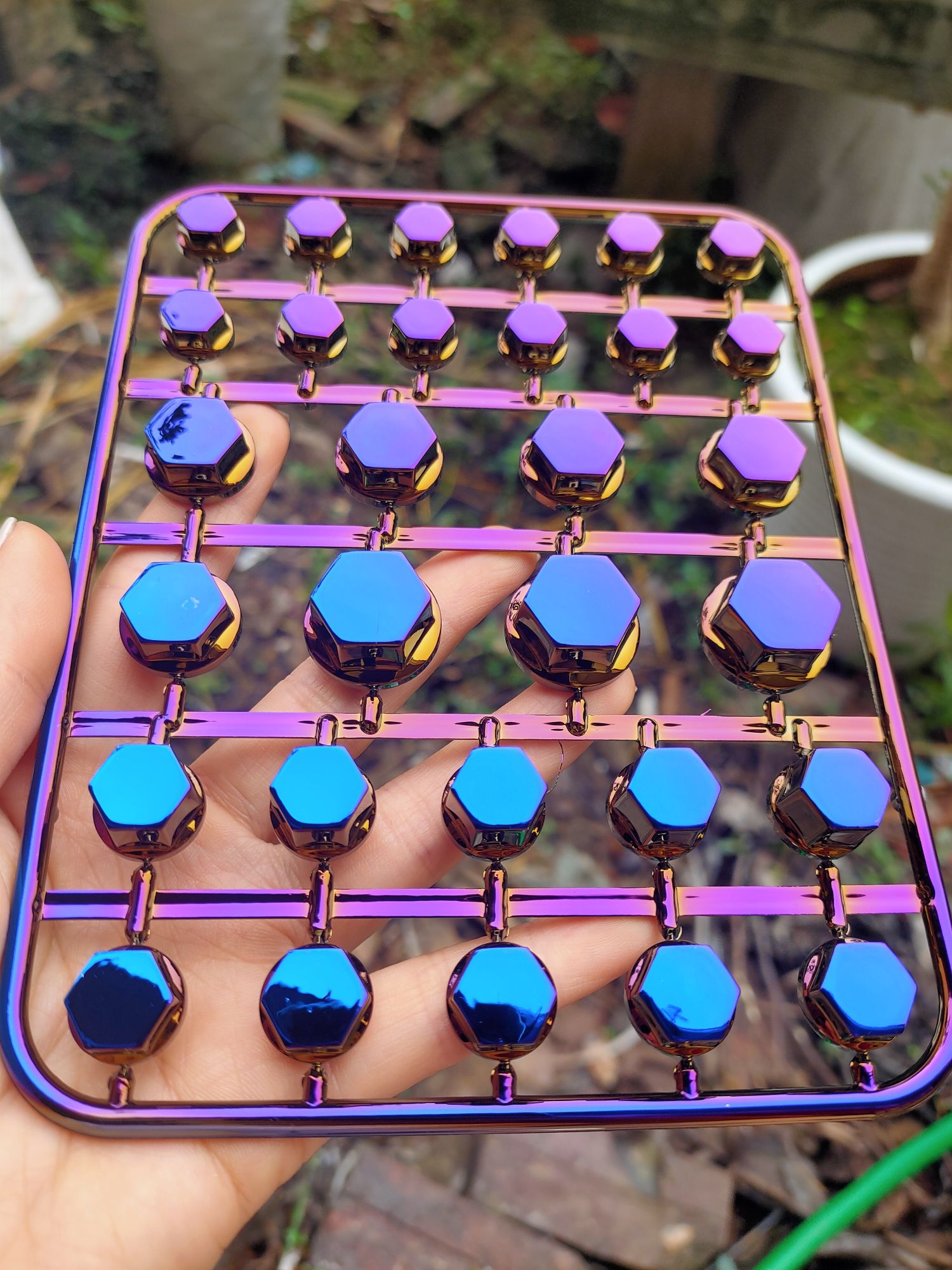 Chụp ốc nhựa gắn xe