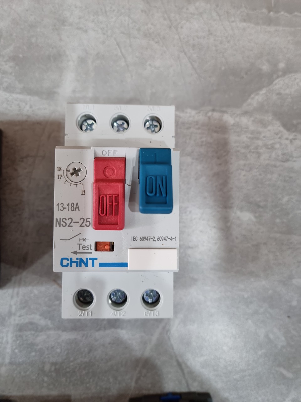 CB chỉnh dòng NS2-25 Chint