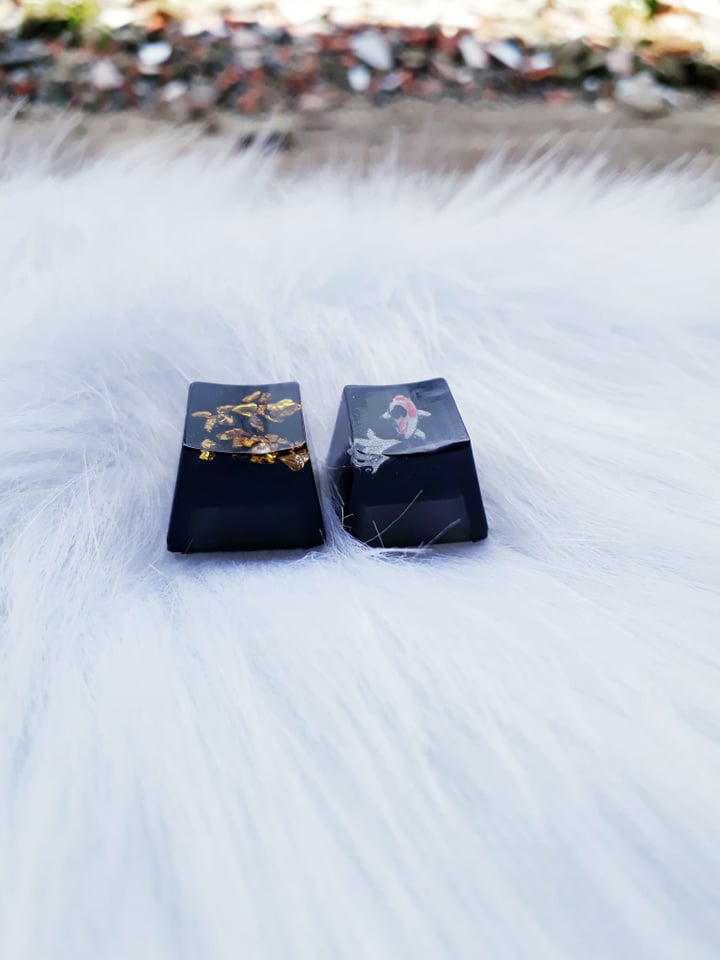 [HCM]Bộ 2 keycap đá vàng và cá koi.