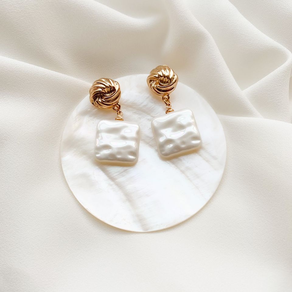 Bông tai treo hạt pearl (chuôi bạc s925)