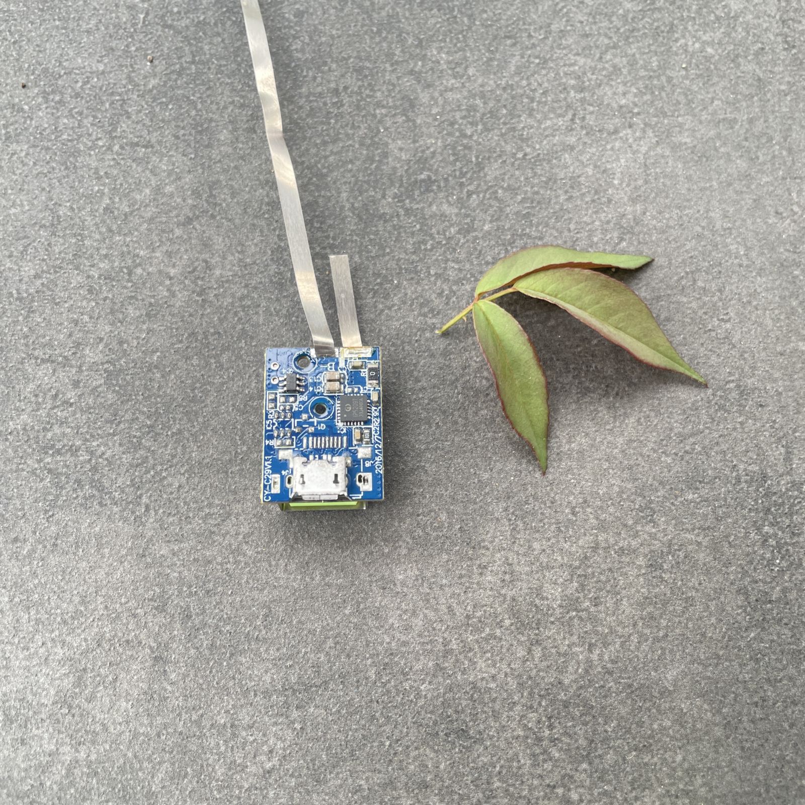 Mạch sạc dự phòng 2.4A IP5209T mini